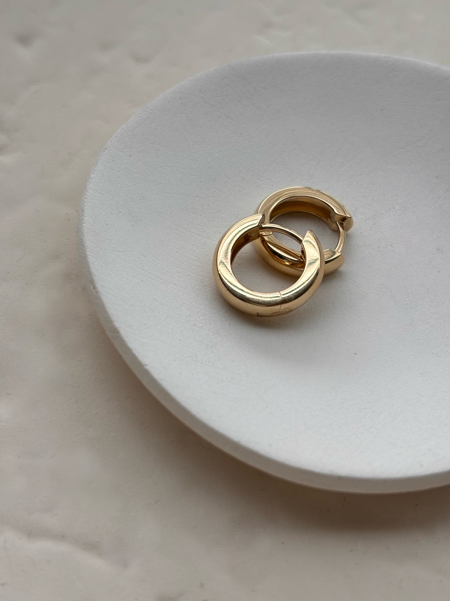 14k Gold Chunky Hoop